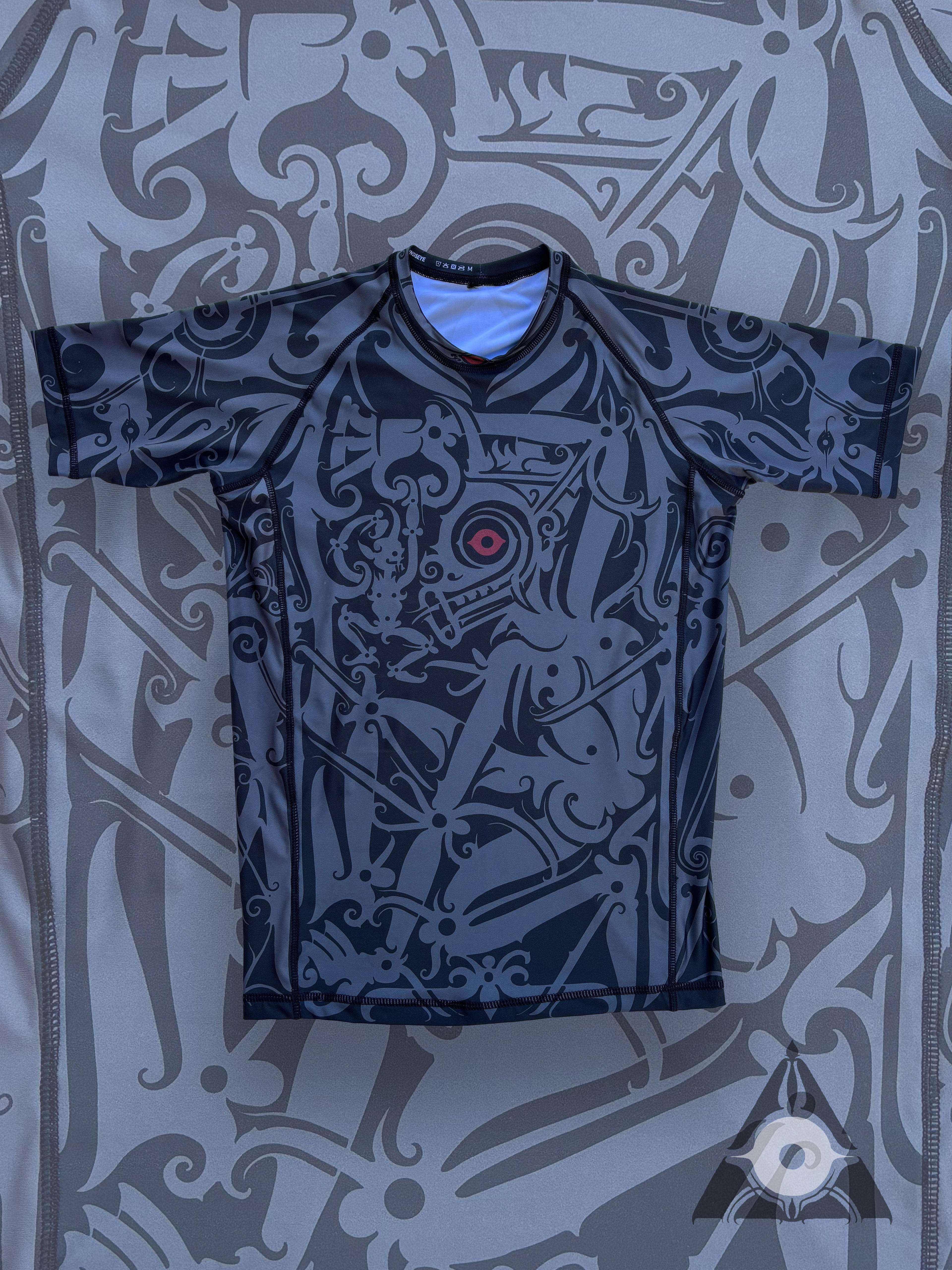 MINDS EYE x JULIAN BAST BORNEO RASHGUARD