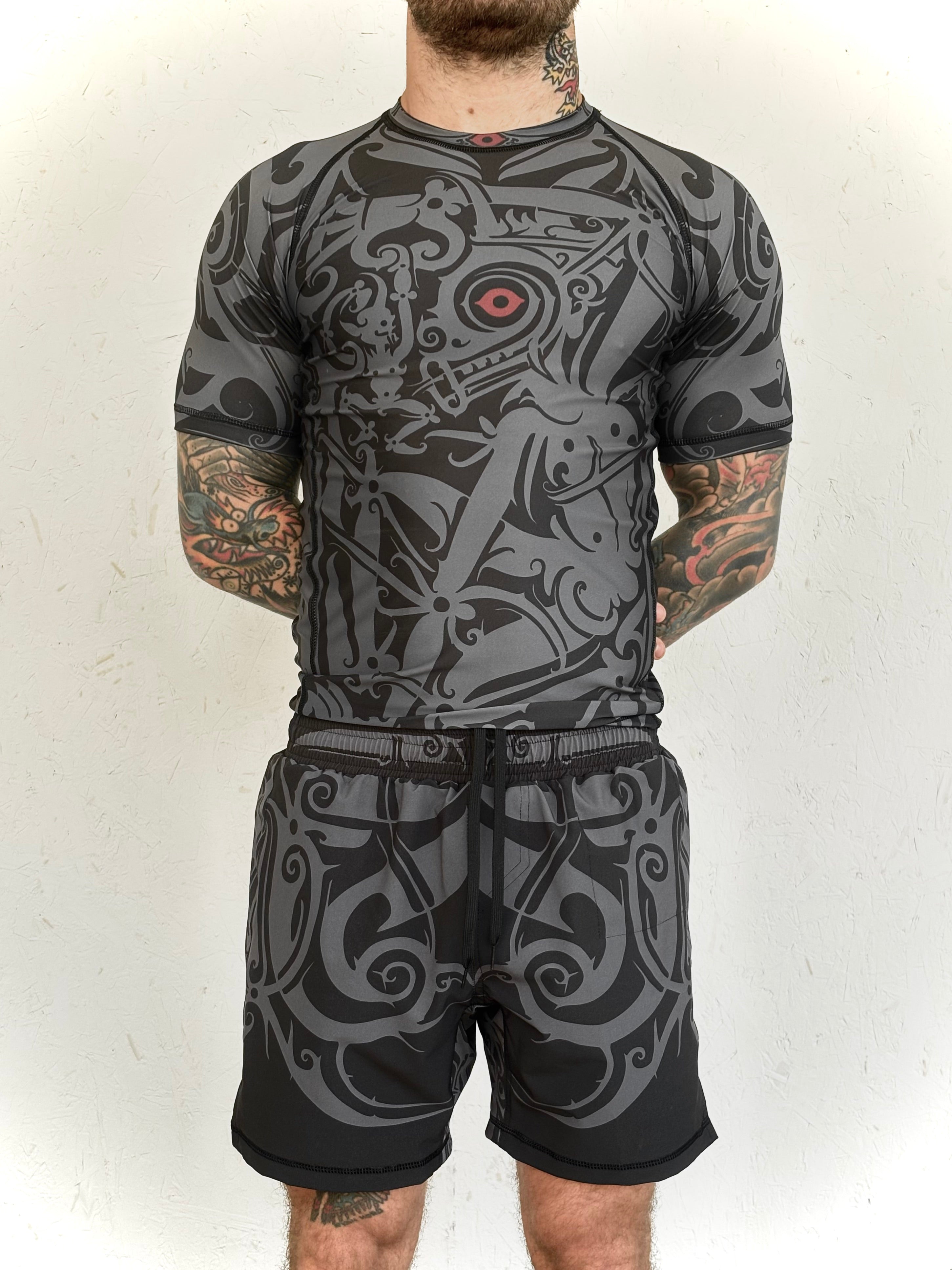 MINDS EYE x JULIAN BAST BORNEO RASHGUARD